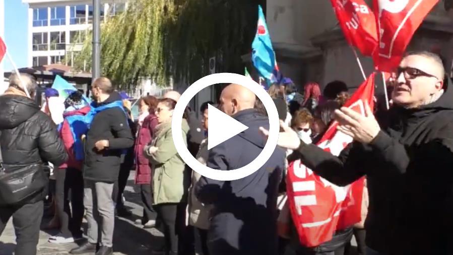 images Fondazione Betania, lavoratori in protesta alla Prefettura: tra arretrati e promesse disattese