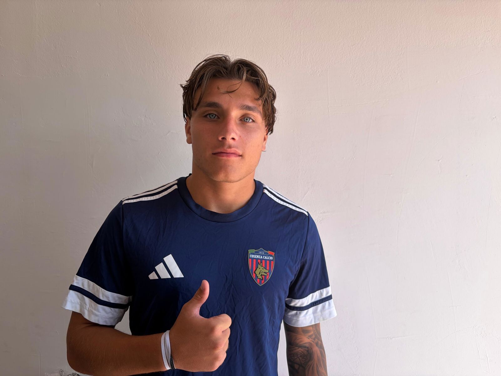 images Il Cosenza Calcio annuncia l’arrivo di Mattia Almaviva