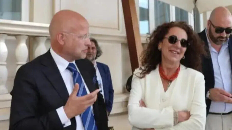 Panvino promosso a Questore, le congratulazioni di Wanda Ferro images Panvino promosso a Questore, le congratulazioni di Wanda Ferro