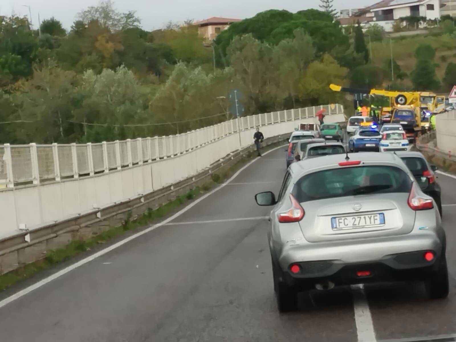 Catanzaro, incidente sulla Tangenziale: 2 le auto coinvolte images Catanzaro, incidente sulla Tangenziale: 2 le auto coinvolte