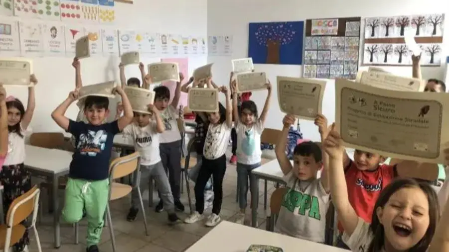 "A passo sicuro", l' ACI promuove l’educazione stradale nelle scuole reggine images "A passo sicuro", l' ACI promuove l’educazione stradale nelle scuole reggine