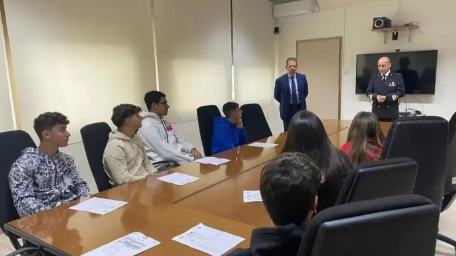 La Capitaneria di porto di Gioia Tauro apre le porte ai giovani del 'Nautico' images La Capitaneria di porto di Gioia Tauro apre le porte ai giovani del 'Nautico'