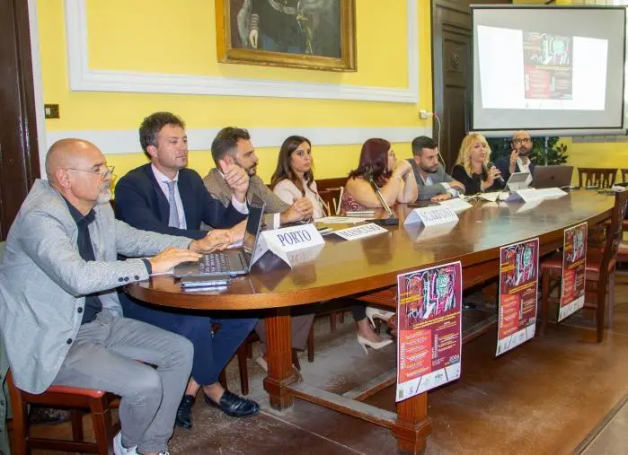 A Catanzaro seminario su “l’avvocato tra neuropsicologia e fuoriuscita dal sistema giudiziario del malato
psichiatrico” images A Catanzaro seminario su “l’avvocato tra neuropsicologia e fuoriuscita dal sistema giudiziario del malato
psichiatrico”