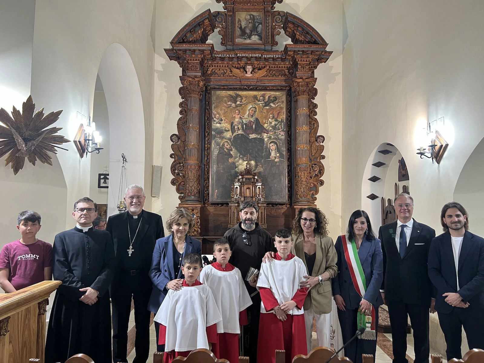 Restaurato l’altare della Chiesa di Rombiolo, Ferro: “Custodire significa preservare la nostra identità”