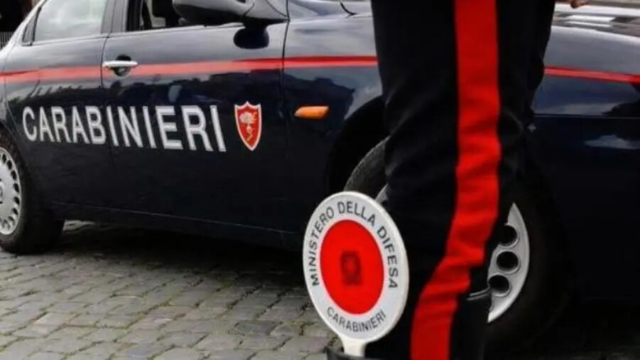 Cosenza, nascondeva in casa arma clandestina: arrestato un 49enne images Cosenza, nascondeva in casa arma clandestina: arrestato un 49enne