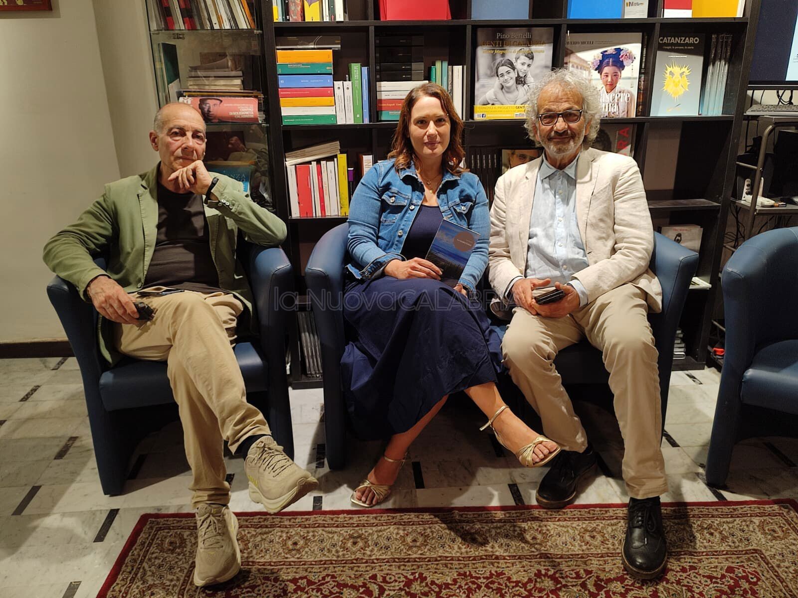 images Catanzaro, alla Libreria Coriolano il ricordo de "Le tredici Giare" con Sonia Santise