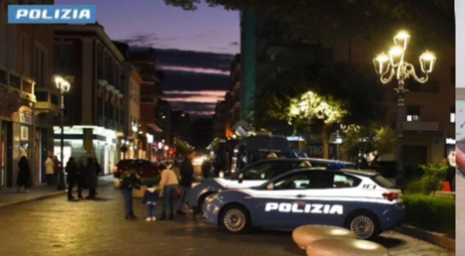 images Crotone, ai domiciliari con  la droga in casa, denunciato