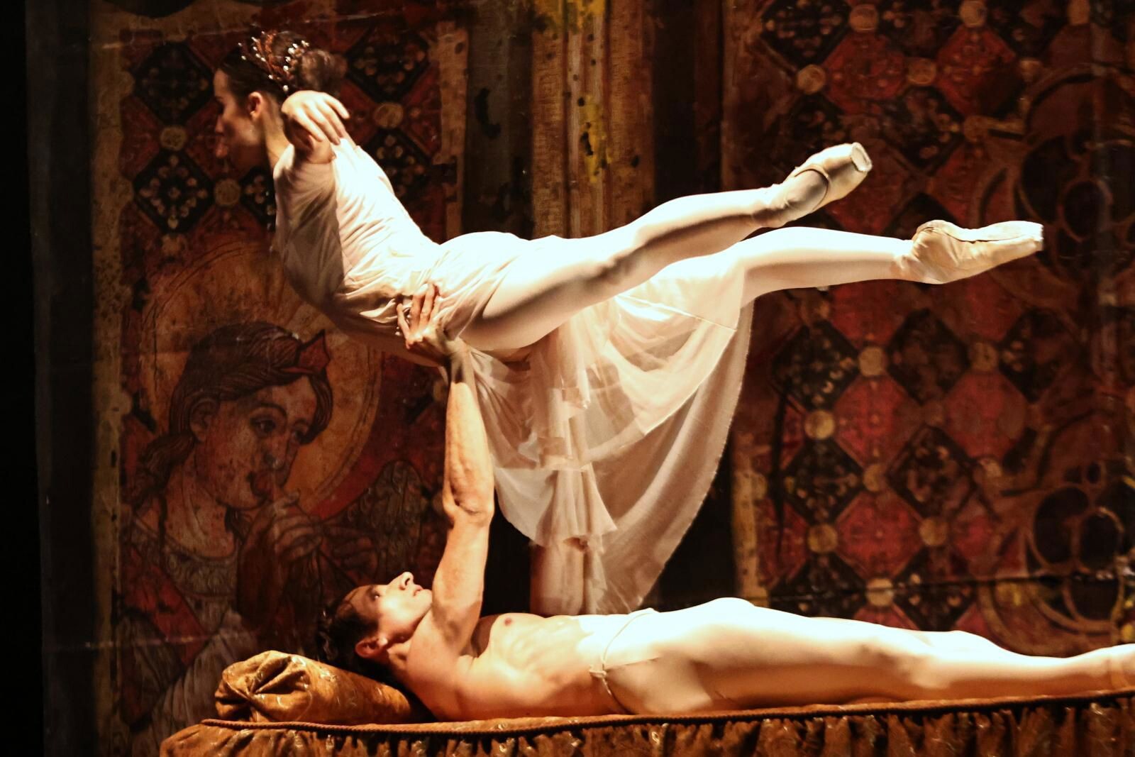 images Festival d’Autunno, “Romeo e Giulietta” incanta il Teatro Politeama di Catanzaro