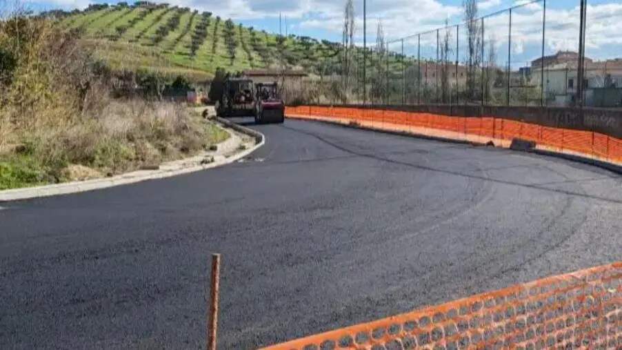 images Catanzaro, via Lombardia torna ad essere percorribile in entrambi i sensi di marcia
