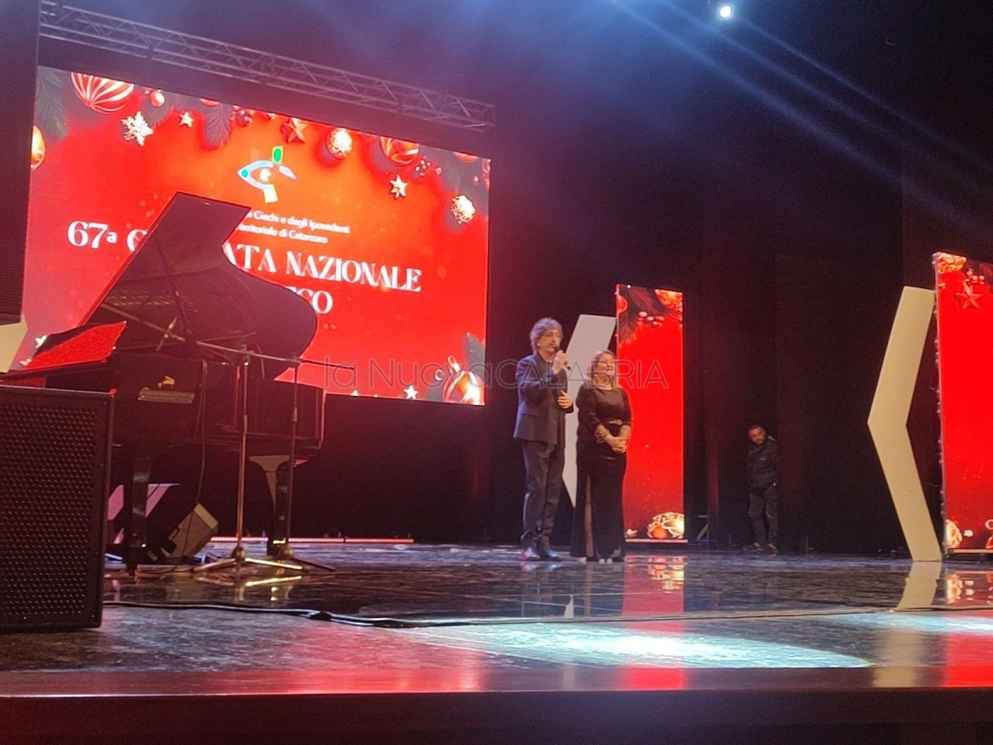 Il Politeama di Catanzaro ospita "Padre, io sono cieco: può un cieco guidare altri ciechi?"