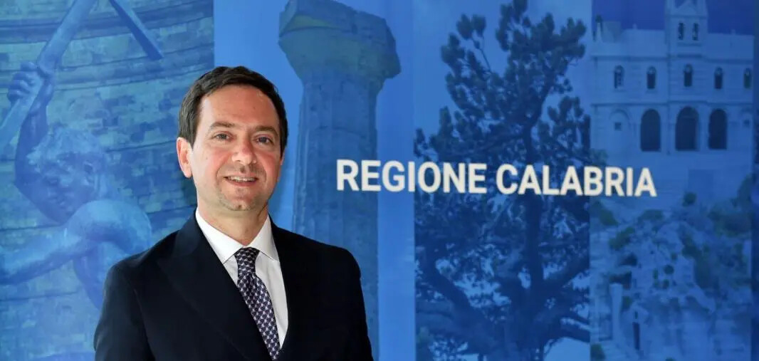 images Diritto studio universitario, Vari’: “Finanziata la totalità delle borse di studio per gli studenti idonei non beneficiari”