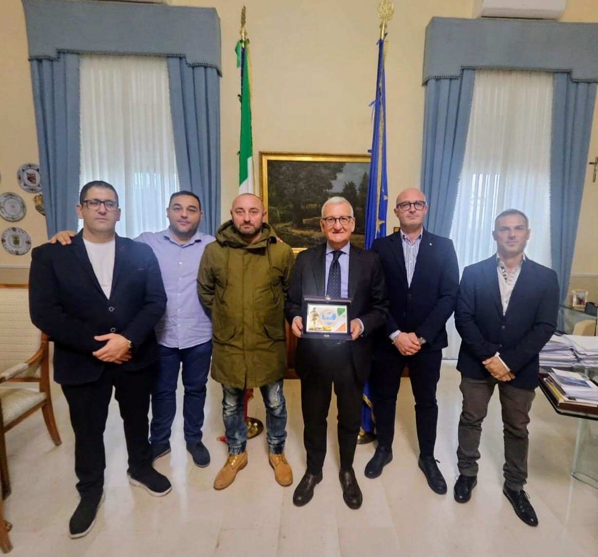 Esercito italiano: Calabria LRM incontra il prefetto di Catanzaro, Castrese De Rosa images Esercito italiano: Calabria LRM incontra il prefetto di Catanzaro, Castrese De Rosa
