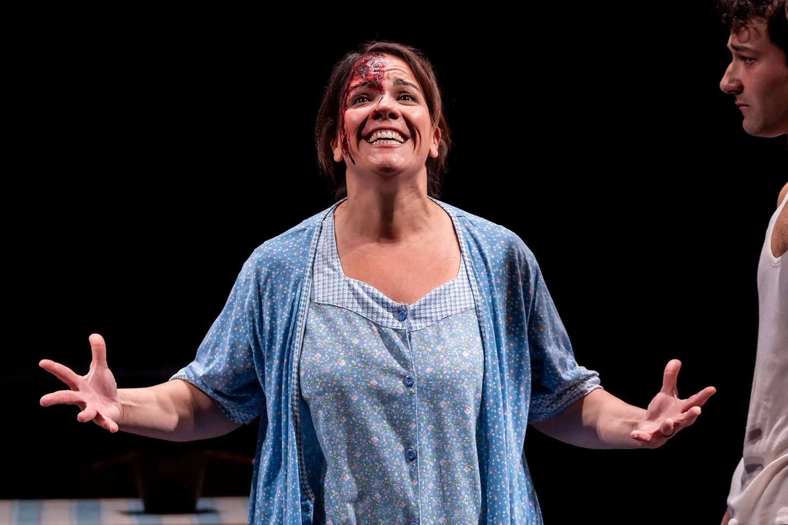 Catanzaro, al Politeama “L’angelo del focolare” di Emma Dante: intervista a Leonarda Saffi