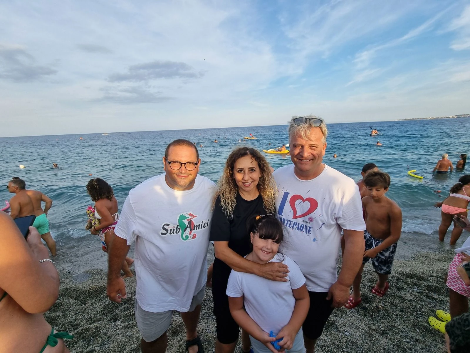 La storia di Azzurra e di chi l’ha salvata: caretta caretta rilasciata in mare