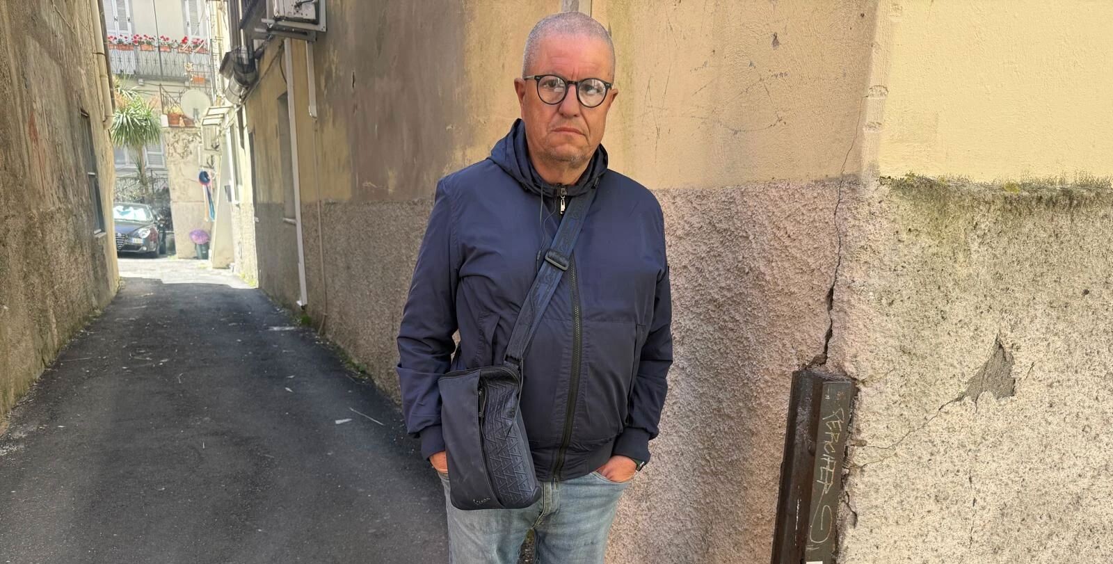 images Catanzaro, si lancia su una donna e la molesta: straniero messo in fuga da un passante