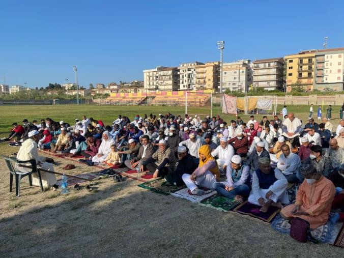 Eid Mubarak 2022, la comunità musulmana del Basso Ionio fa festa a Badolato   images Eid Mubarak 2022, la comunità musulmana del Basso Ionio fa festa a Badolato