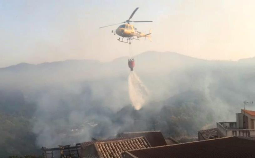 Incendi, Calabria verde in prima linea: quasi 100 a metà giornata   images Incendi, Calabria verde in prima linea: quasi 100 a metà giornata