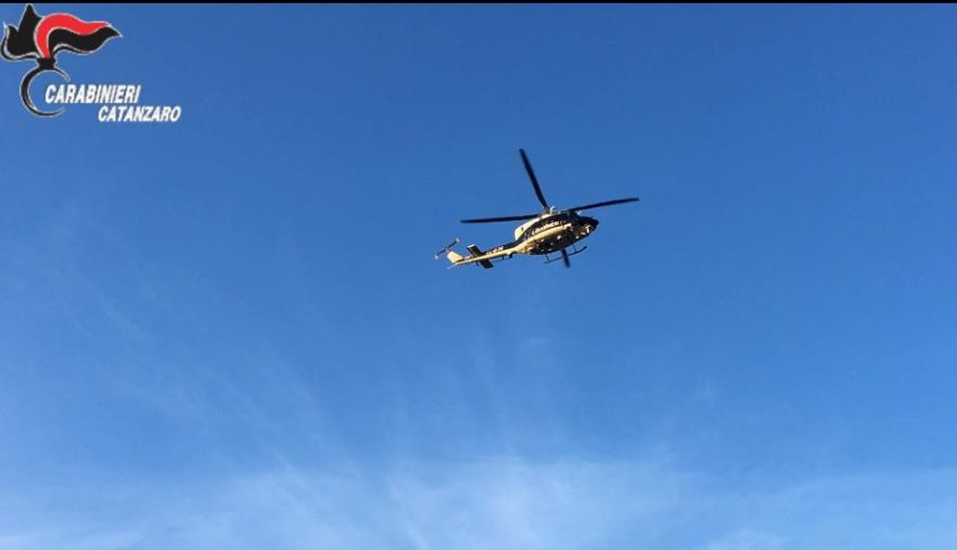 images Coronavirus. In tre vanno al mare a Lamezia Terme: denunciati per aver violato le norme anti contagio