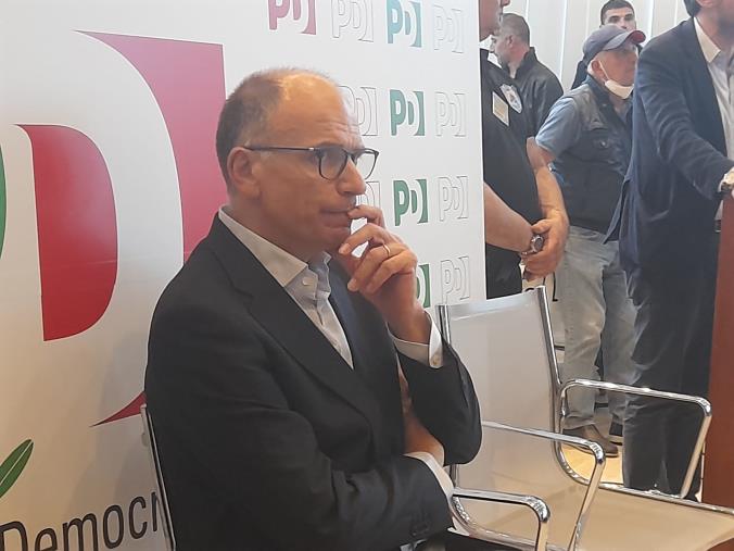 Letta a sostegno di Fiorita: "Il Pd tornerà a governare il Comune. Donato? Scelta sbagliata" images Letta a sostegno di Fiorita: "Il Pd tornerà a governare il Comune. Donato? Scelta sbagliata"