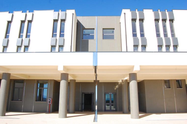 images Presunte molestie a studentesse, professore arrestato nel Cosentino