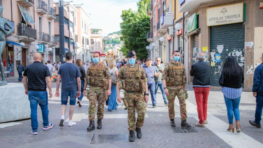 images Movida "sorvegliata speciale". L'avanzata dell'Esercito in Calabria su richiesta dei Prefetti