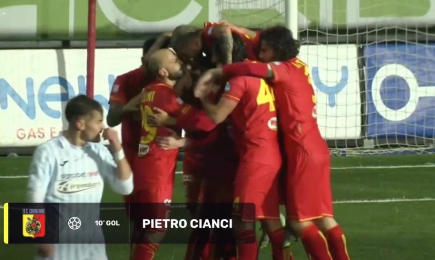 Catanzaro e Palermo in campo alle 21.00: le probabili formazioni images Catanzaro e Palermo in campo alle 21.00: le probabili formazioni