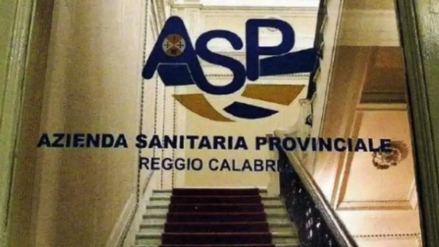 images Sanità, operatori di Psichiatria occupano gli uffici dell'Asp Reggio