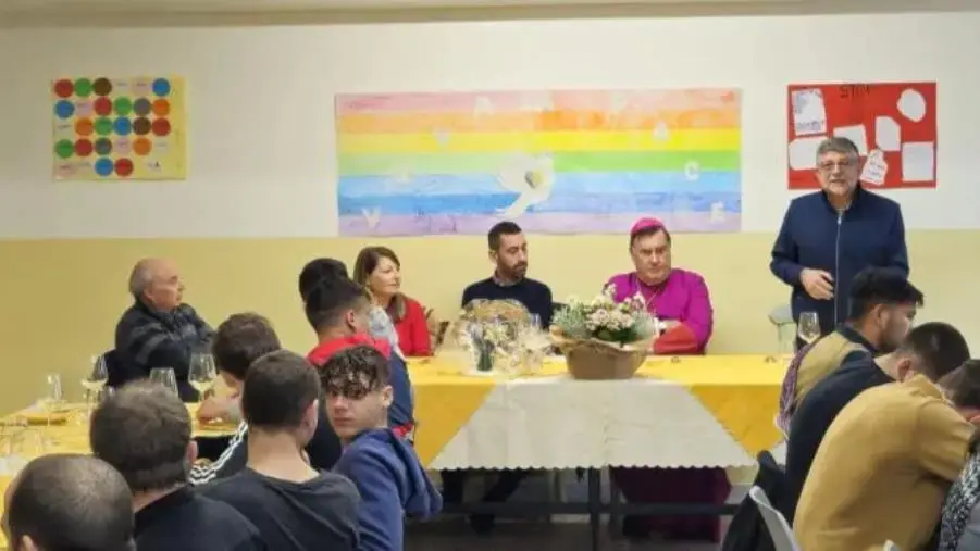 images A Catanzaro Comune, Diocesi e Città solidale insieme per il significato più autentico del Natale  