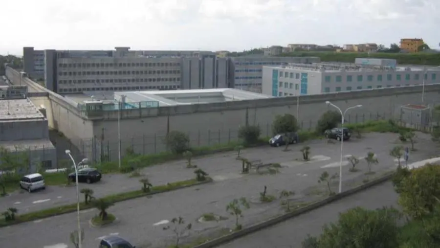 images Violenza nelle carceri, il Sappe lancia l’allarme: “Serve riforma radicale del sistema penitenziario”
