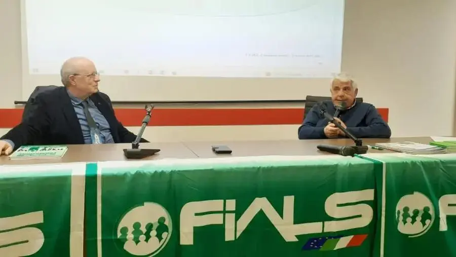 Nuovo contratto nazionale comparto Sanità, i dubbi di Fials Calabria images Nuovo contratto nazionale comparto Sanità, i dubbi di Fials Calabria