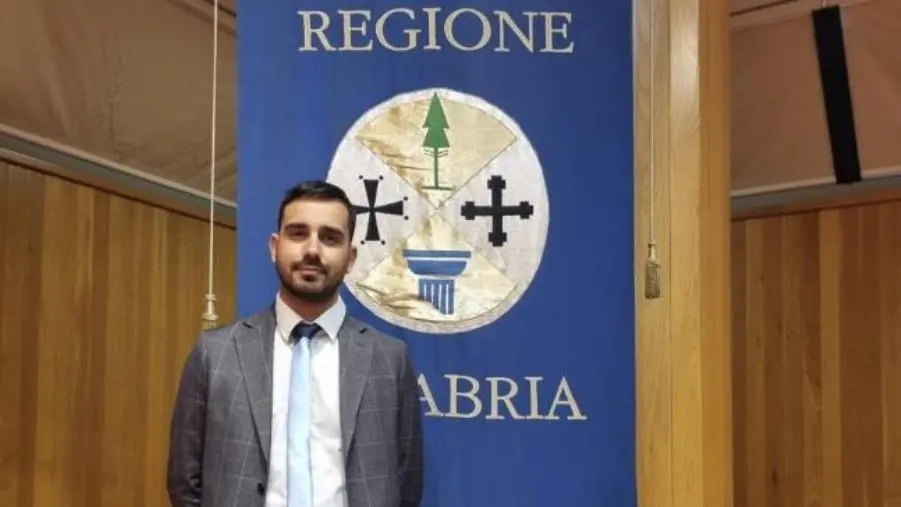 images Sanità, Tavernise (M5S): "Il presidente Occhiuto faccia piena luce sui medici imboscati" 