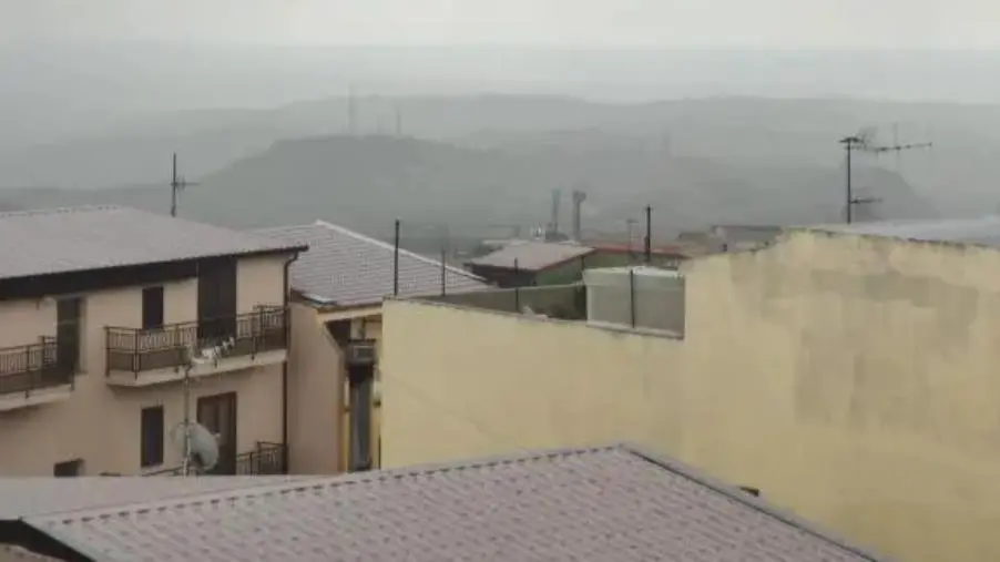 images Pasquetta rovinata dal maltempo, a Catanzaro violenta grandinata 
