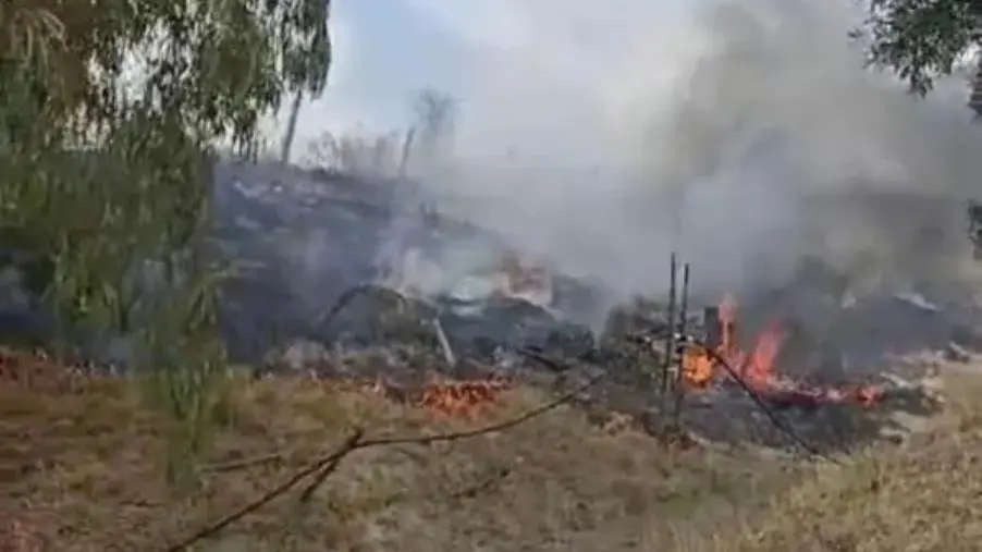 images Incendiato un terreno del sindaco di Santa Caterina dello Ionio