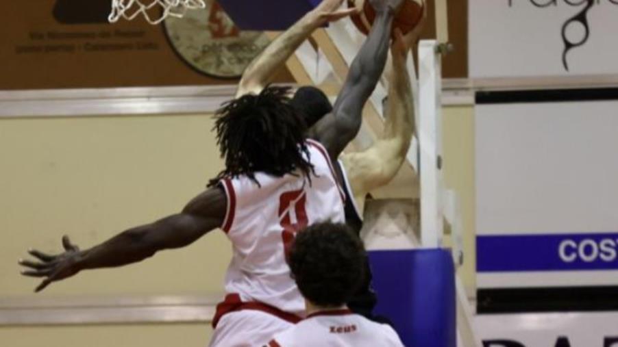 images Basket Academy non ce la fa contro la capolista Piazza Armerina 