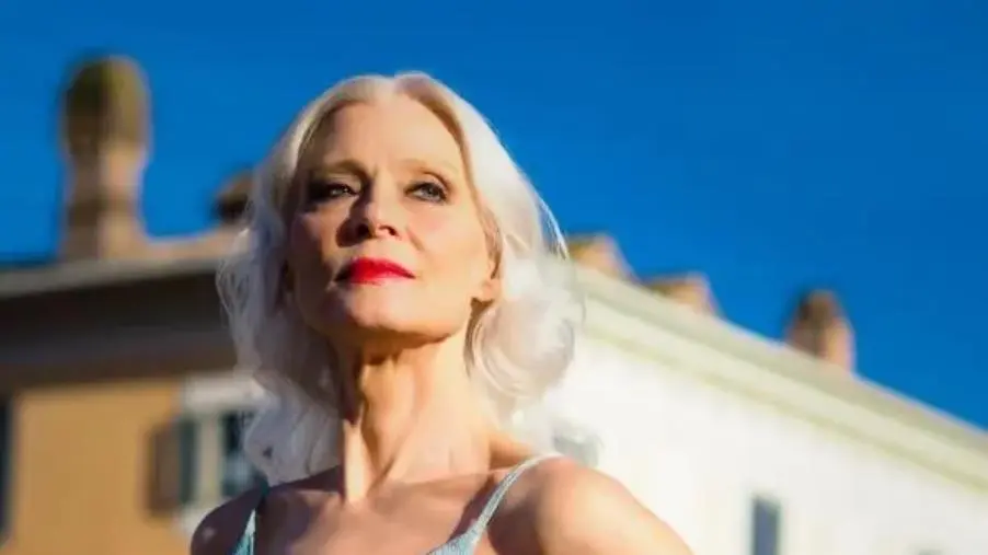 Isabel Russinova ritorna in Calabria per ricevere il Premio "Elmo dei Brettii" a Tiriolo images Isabel Russinova ritorna in Calabria per ricevere il Premio "Elmo dei Brettii" a Tiriolo