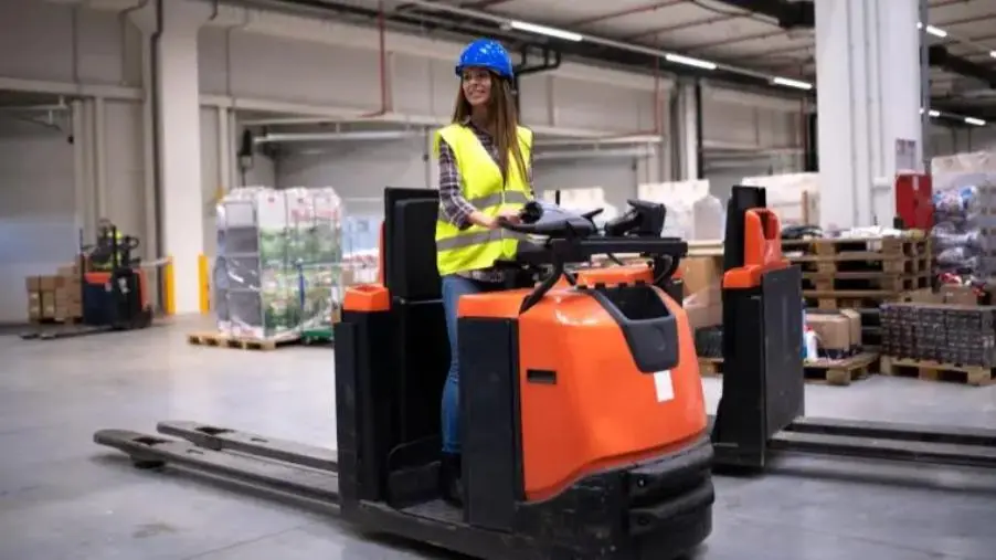 images Il transpallet: Elettrico o Manuale