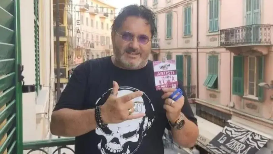 images Intervista a Liano Parentela, cantautore calabrese: "Vorrei essere più apprezzato nella mia terra"
