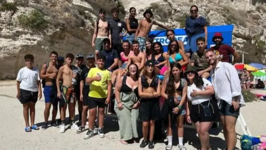 Le parrocchie di Cortale e Platania offrono una giornata di svago ai ragazzi in attesa di Cresima images Le parrocchie di Cortale e Platania offrono una giornata di svago ai ragazzi in attesa di Cresima