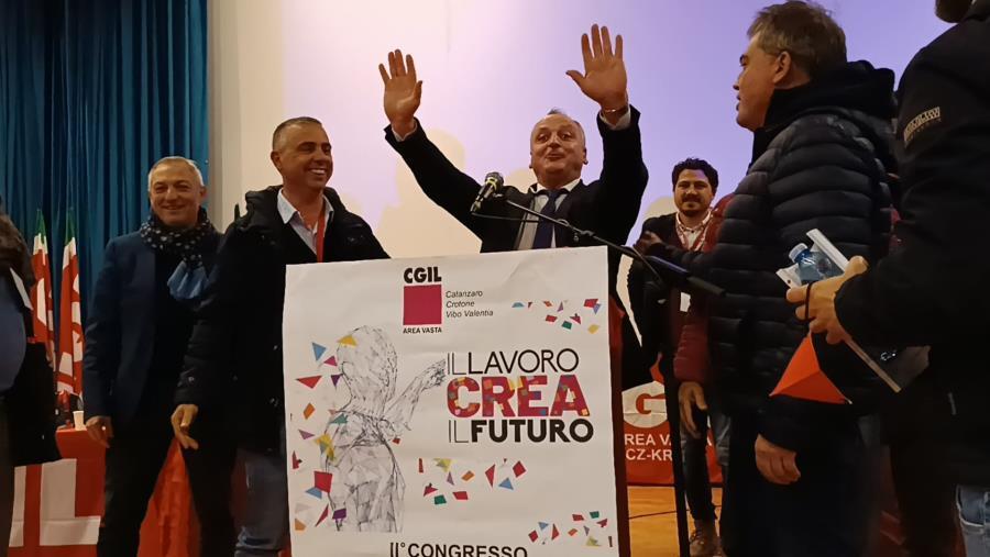 Il segretario generale uscente, Enzo Scalese, rieletto alla guida della Cgil Area Vasta Cz-Kr-Vibo images Il segretario generale uscente, Enzo Scalese, rieletto alla guida della Cgil Area Vasta Cz-Kr-Vibo