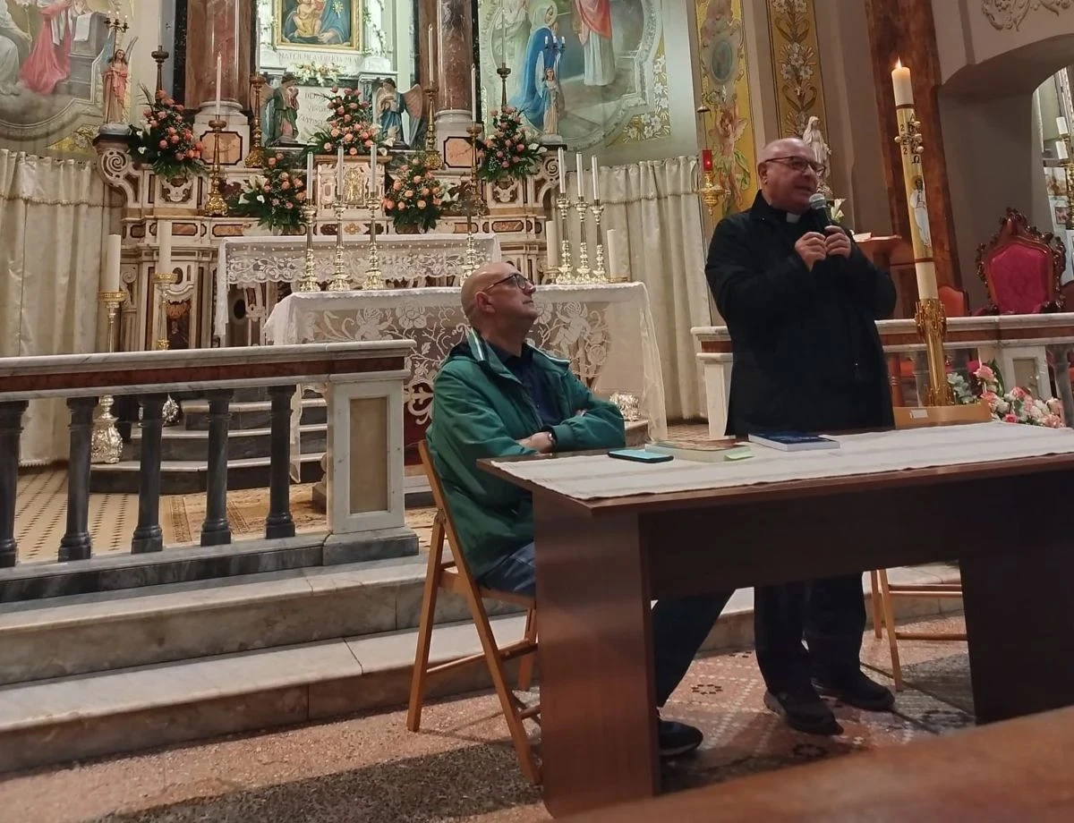 A Gimigliano dialogo tra il diacono Mario Arcuri e don Vincenzo Scaturchio sulla pietà popolare pasquale  