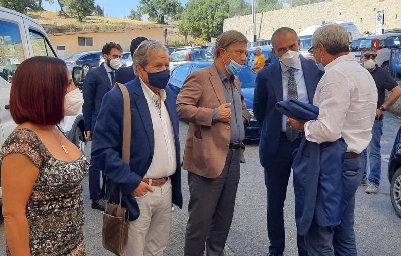 images Sanità, il sottosegretario  alla Salute ha visitato l’ospedale di Soverato con il presidente dell’Ordine dei Farmacisti di Catanzaro 