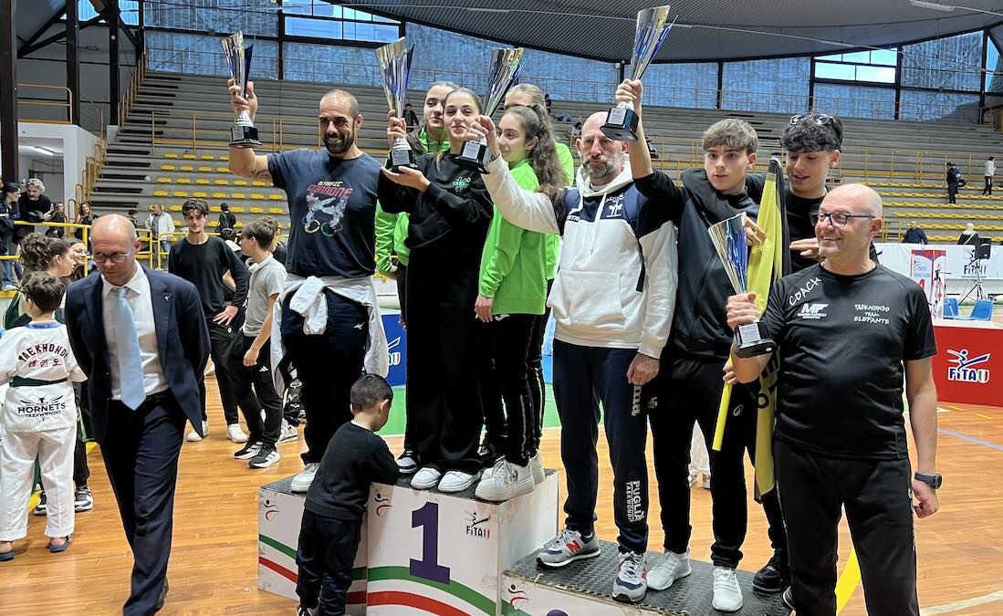 Taekwondo, al PalaGallo di Catanzaro il Campionato interregionale di combattimento: oltre 600 atleti e pubblico da record images Taekwondo, al PalaGallo di Catanzaro il Campionato interregionale di combattimento: oltre 600 atleti e pubblico da record