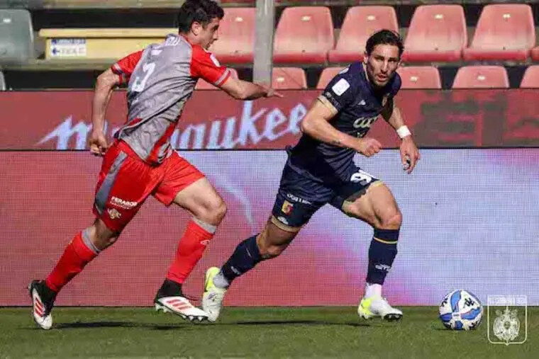 images Grande attesa per il derby col Cosenza in uno stadio Stadio Ceravolo sold out  
