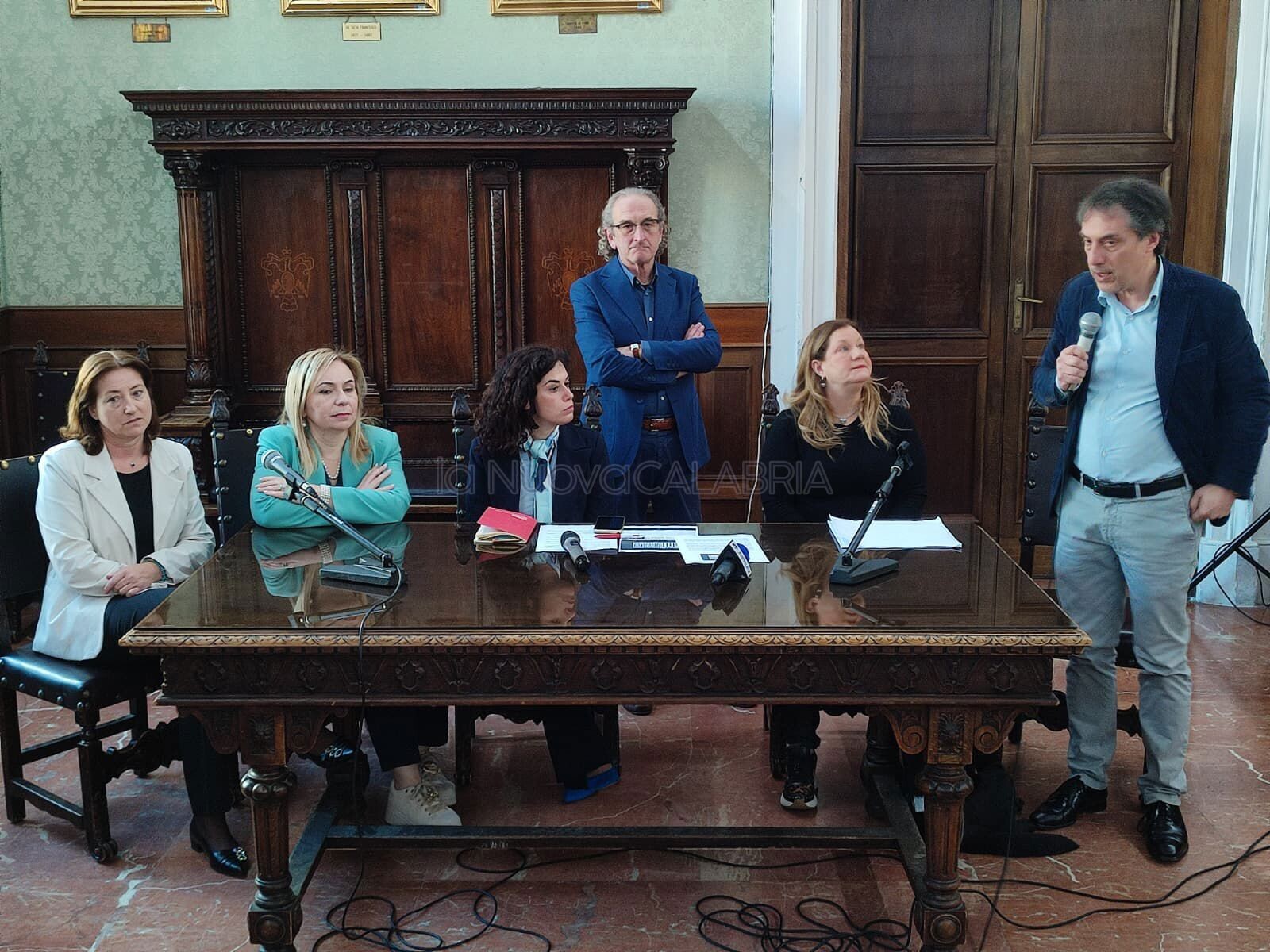 images "Mai bandiera bianca": arriva a Catanzaro l'iniziativa di Anci e Dipartimento Pari Opportunità