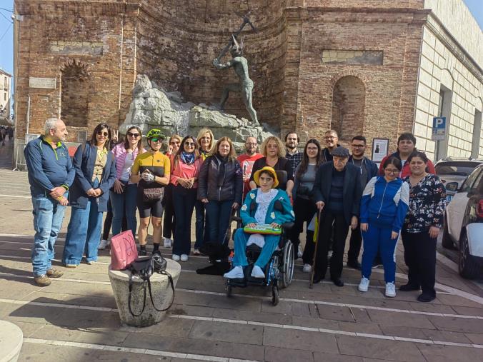 Tappa a Catanzaro per "L'Italia in tandem…alla cieca" images Tappa a Catanzaro per "L'Italia in tandem…alla cieca"