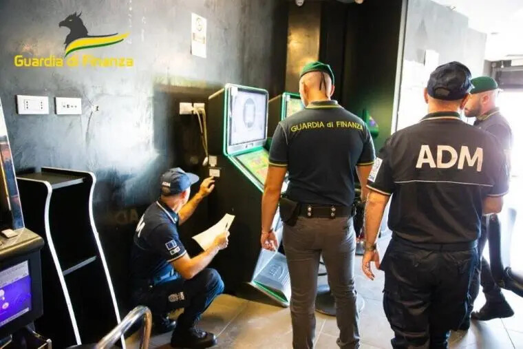 Giochi e scommesse, controlli della Guardia di Finanza: su 2000 ispezioni riscontrate 462 violazioni images Giochi e scommesse, controlli della Guardia di Finanza: su 2000 ispezioni riscontrate 462 violazioni