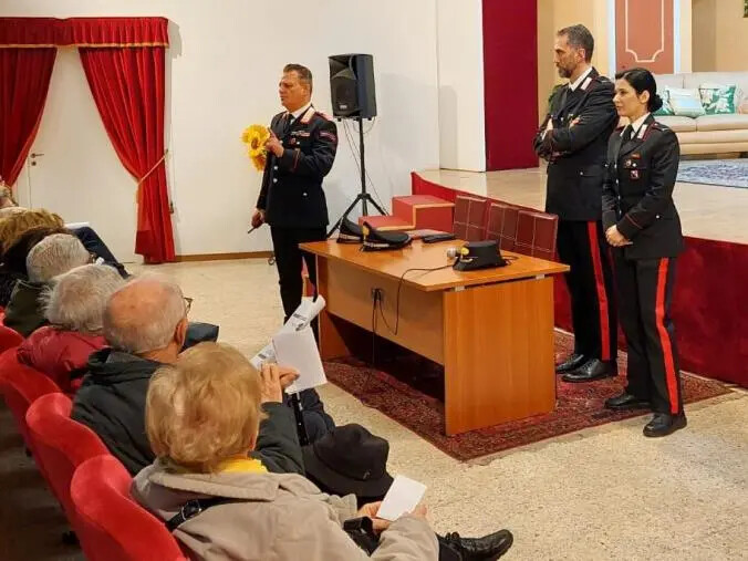 images Prevenzione truffe agli anziani, i carabinieri incontrano gli anziani della parrocchia di Serra San Bruno 