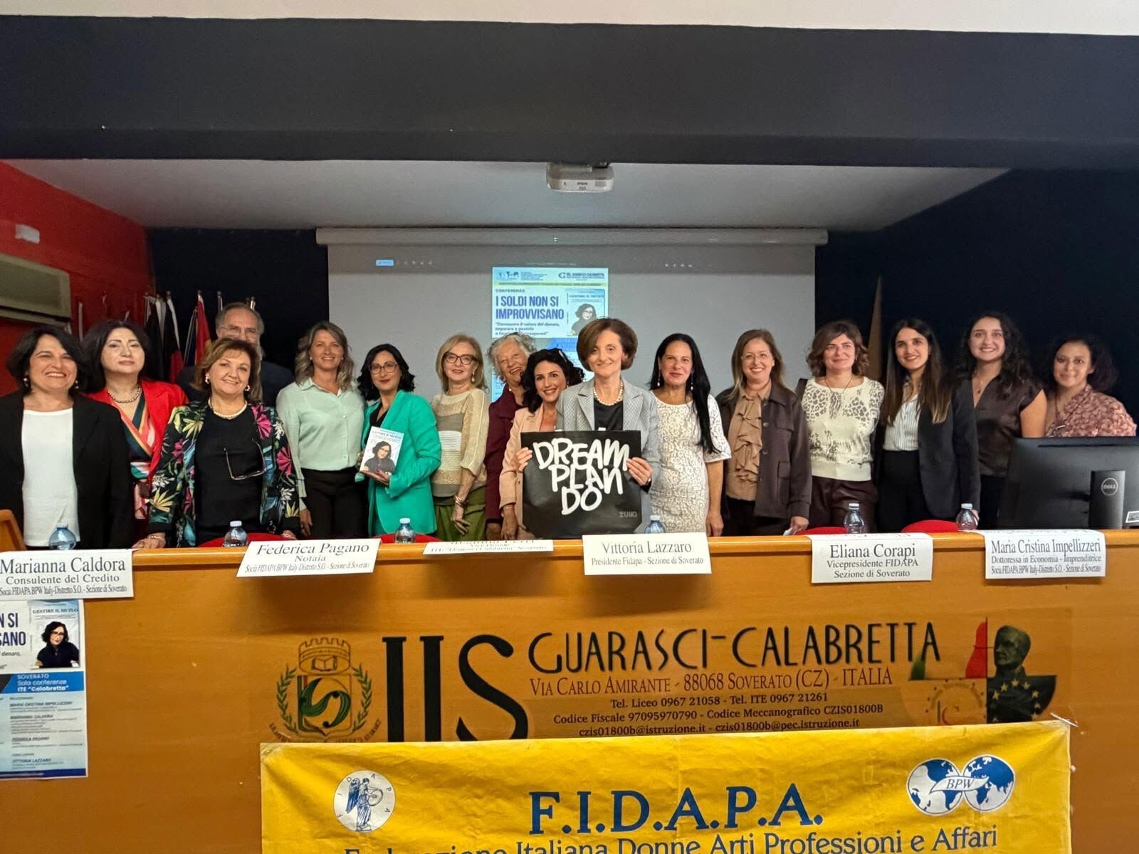 "I soldi non si improvvisano": Fidapa Soverato promuove il risparmio consapevole nelle scuole images "I soldi non si improvvisano": Fidapa Soverato promuove il risparmio consapevole nelle scuole