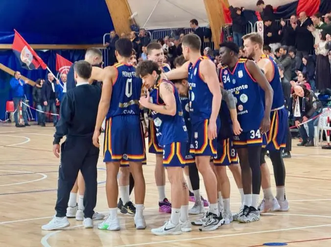 images Basket Academy parte male nel primo quarto e perde a Canosa 69-62