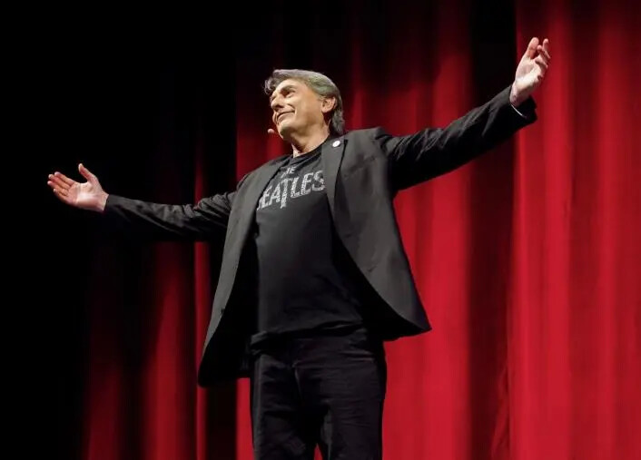 images Al Museo del Rock di Catanzaro Carlo Massarini tra musica e ricordi